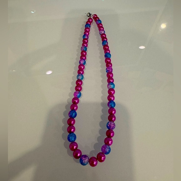 HANDMADE BEADED NECKLACE - Picture 1 of 1